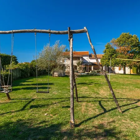 Tancabelka By Guide Villa